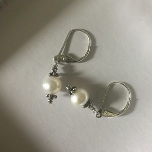 pearl & sterling silver drop earrings NWOT